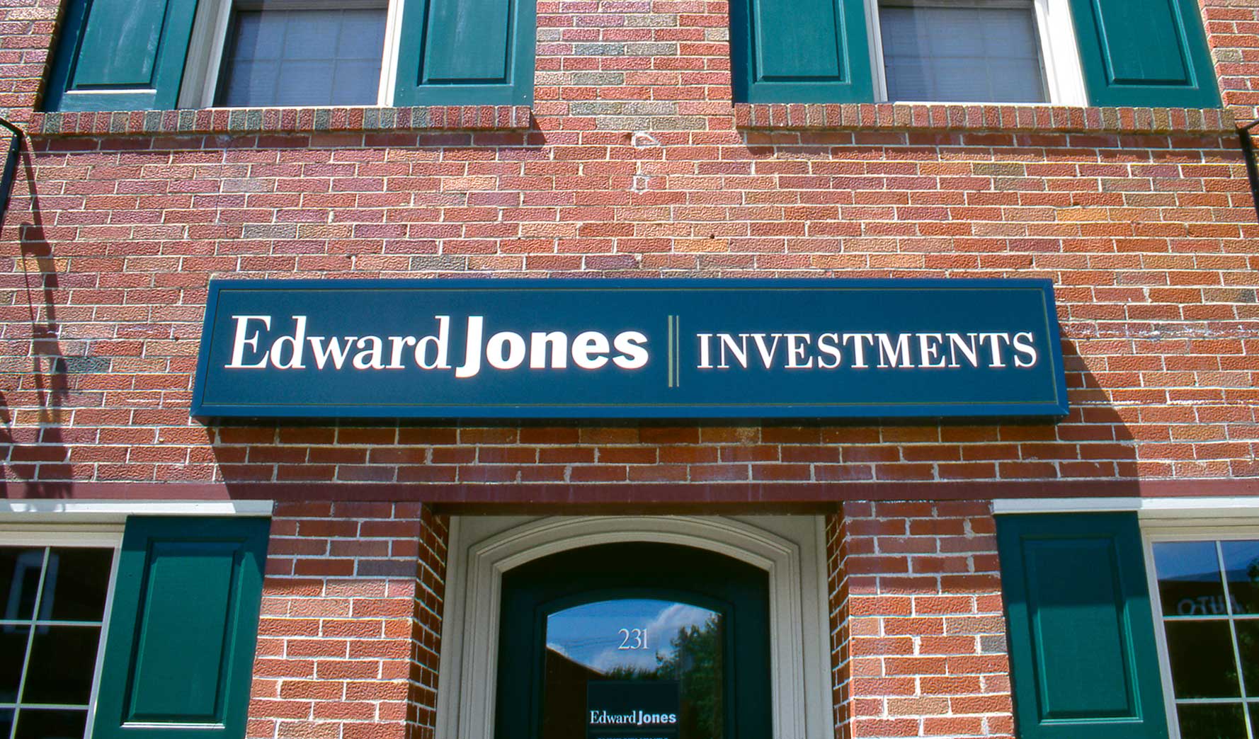 Edward Jones Investments - Crosby Associates - Chicago
